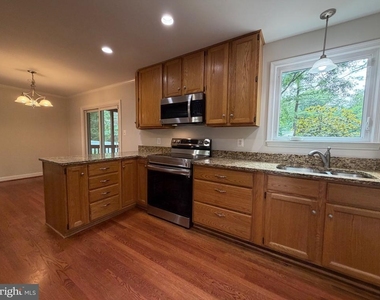 7216 Reservation Drive - Photo Thumbnail 5