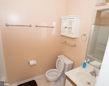 6128 Hoskins Hollow Circle - Photo Thumbnail 29