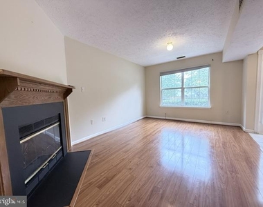 6128 Hoskins Hollow Circle - Photo Thumbnail 13