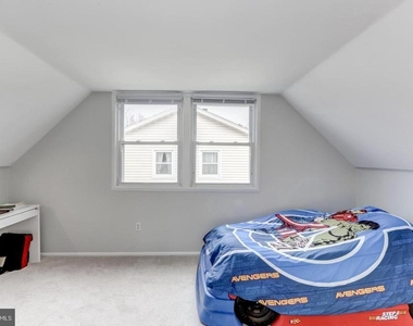 4311 Pergate Lane - Photo Thumbnail 24