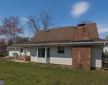 4311 Pergate Lane - Photo Thumbnail 27