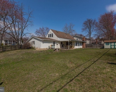 4311 Pergate Lane - Photo Thumbnail 29