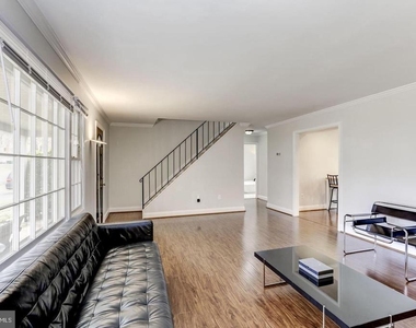 4311 Pergate Lane - Photo Thumbnail 9