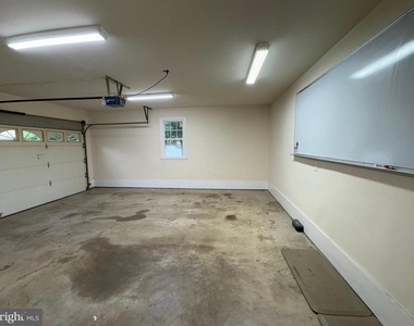 5301 New Church Court - Photo Thumbnail 15