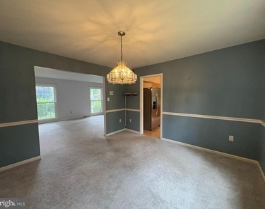 5301 New Church Court - Photo Thumbnail 7