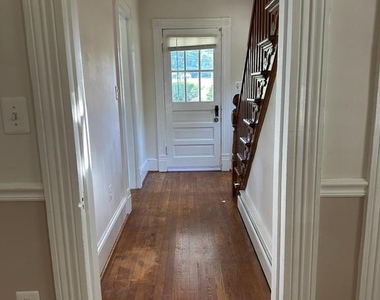 6501 Glenbard Court - Photo Thumbnail 13