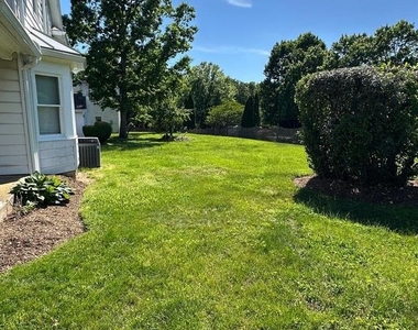 6501 Glenbard Court - Photo Thumbnail 2
