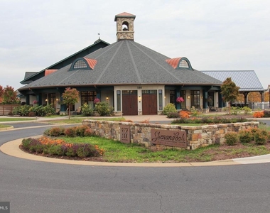 213 Grebe Drive - Photo Thumbnail 41
