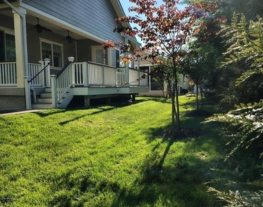 213 Grebe Drive - Photo Thumbnail 9