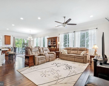 213 Grebe Drive - Photo Thumbnail 14