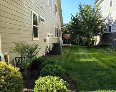 213 Grebe Drive - Photo Thumbnail 2