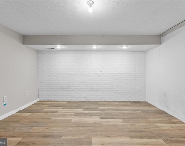 229 Sherando Circle - Photo Thumbnail 28