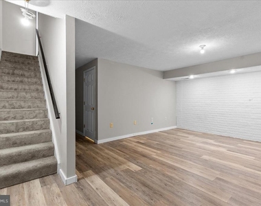 229 Sherando Circle - Photo Thumbnail 27