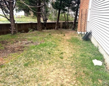 10504 Trowbridge Court - Photo Thumbnail 1