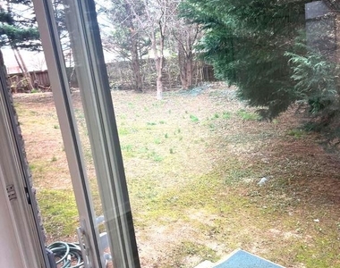 10504 Trowbridge Court - Photo Thumbnail 2
