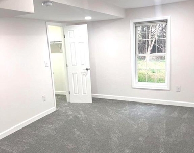 10504 Trowbridge Court - Photo Thumbnail 11