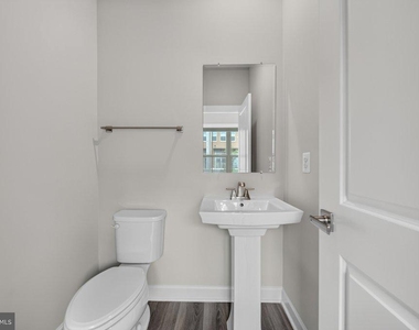 3824 Tussica Way - Photo Thumbnail 25