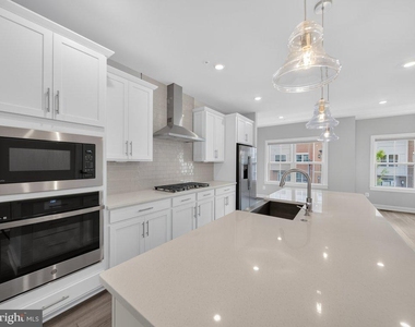 3824 Tussica Way - Photo Thumbnail 13