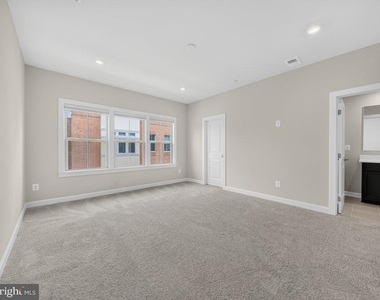 3824 Tussica Way - Photo Thumbnail 34