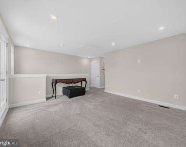 3824 Tussica Way - Photo Thumbnail 40