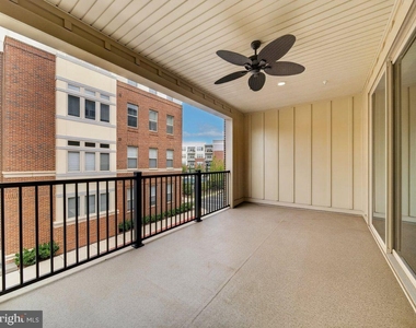 3824 Tussica Way - Photo Thumbnail 49