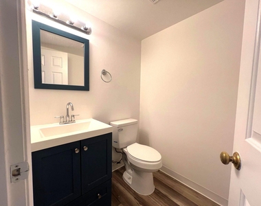 255 Farrell Lane - Photo Thumbnail 7