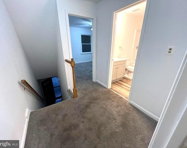 255 Farrell Lane - Photo Thumbnail 8