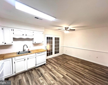 255 Farrell Lane - Photo Thumbnail 4