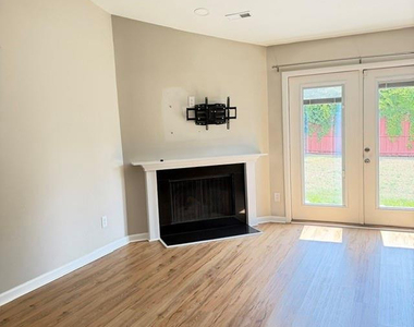 600 Missenburg Court - Photo Thumbnail 1