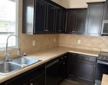 4460 Jockey Whip Lane - Photo Thumbnail 4