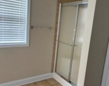 4460 Jockey Whip Lane - Photo Thumbnail 9