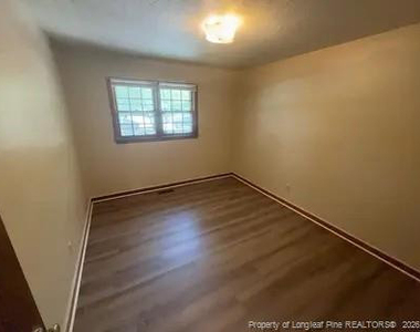 5435 S Sumac Circle - Photo Thumbnail 7