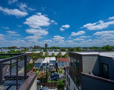 701 N Henry Street - Photo Thumbnail 33