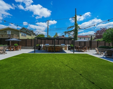 701 N Henry Street - Photo Thumbnail 28