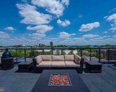 701 N Henry Street - Photo Thumbnail 34