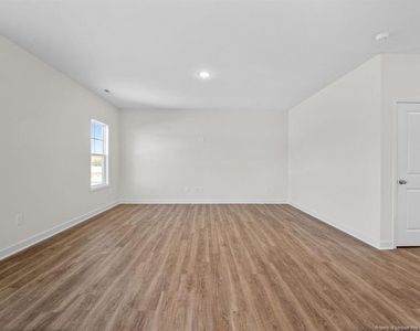 544 Ashley Heights Drive - Photo Thumbnail 7
