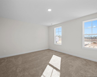 544 Ashley Heights Drive - Photo Thumbnail 12