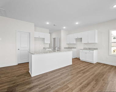 544 Ashley Heights Drive - Photo Thumbnail 5