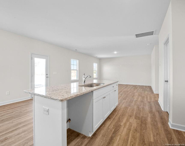 544 Ashley Heights Drive - Photo Thumbnail 6
