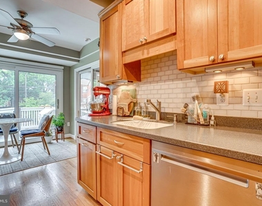 3 E Linden Street - Photo Thumbnail 8