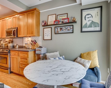 3 E Linden Street - Photo Thumbnail 13