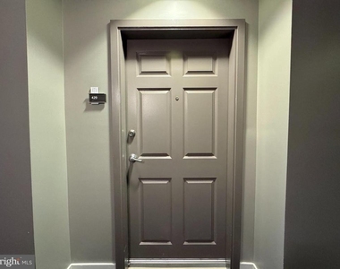 1111 Oronoco Street - Photo Thumbnail 8