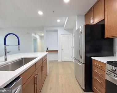 1111 Oronoco Street - Photo Thumbnail 15