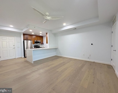1111 Oronoco Street - Photo Thumbnail 18