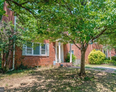 416 S Abingdon Street - Photo Thumbnail 2