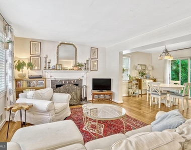 416 S Abingdon Street - Photo Thumbnail 9