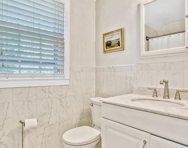 416 S Abingdon Street - Photo Thumbnail 39