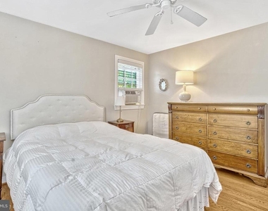 416 S Abingdon Street - Photo Thumbnail 21