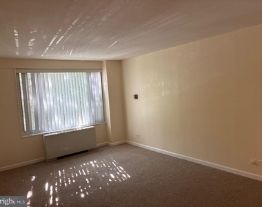 4501 Arlington Boulevard - Photo Thumbnail 12