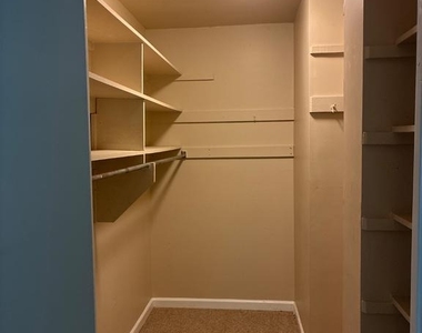 4501 Arlington Boulevard - Photo Thumbnail 16